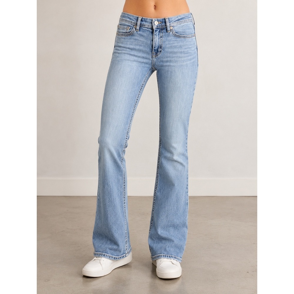 BKE Fulton Bootcut Jeans Women 31x32 Slim Fit‎ Light Wash Blue Denim Classic